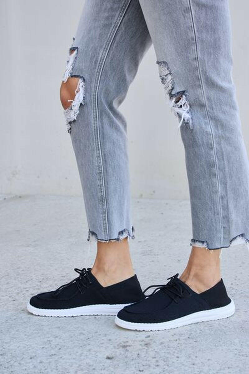 Forever Link Flat round Toe Lace-Up Sneakers.