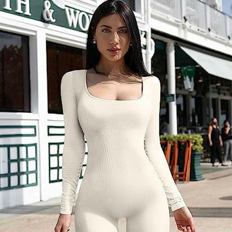 Women's Seamless Long-Sleeve Yoga Jumpsuit.